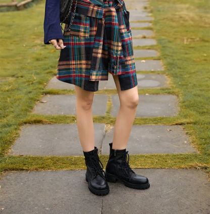 Round-Toe Short Martin Boots