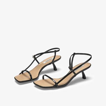 Outline of Summer High Heel Sandals.