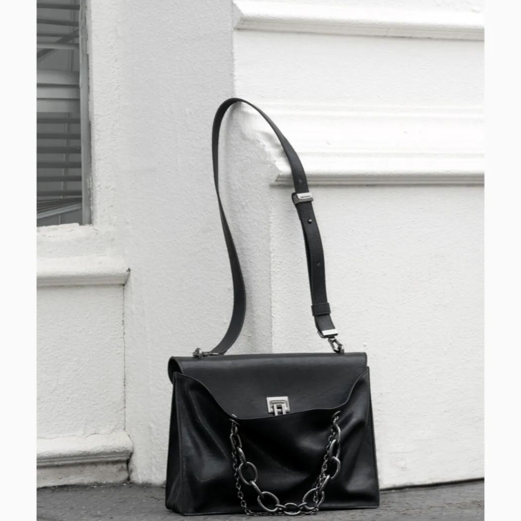  Messenger Bag with Volume