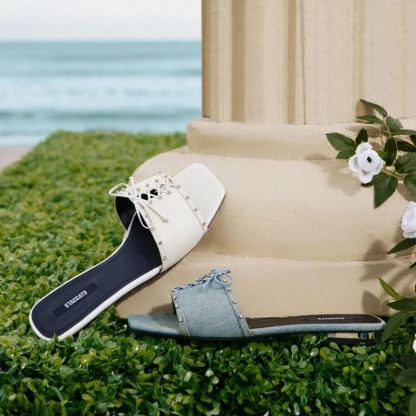 Diva Flat Sandals