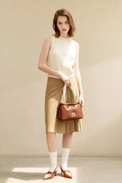 Nice Pillow Shoulder Bag