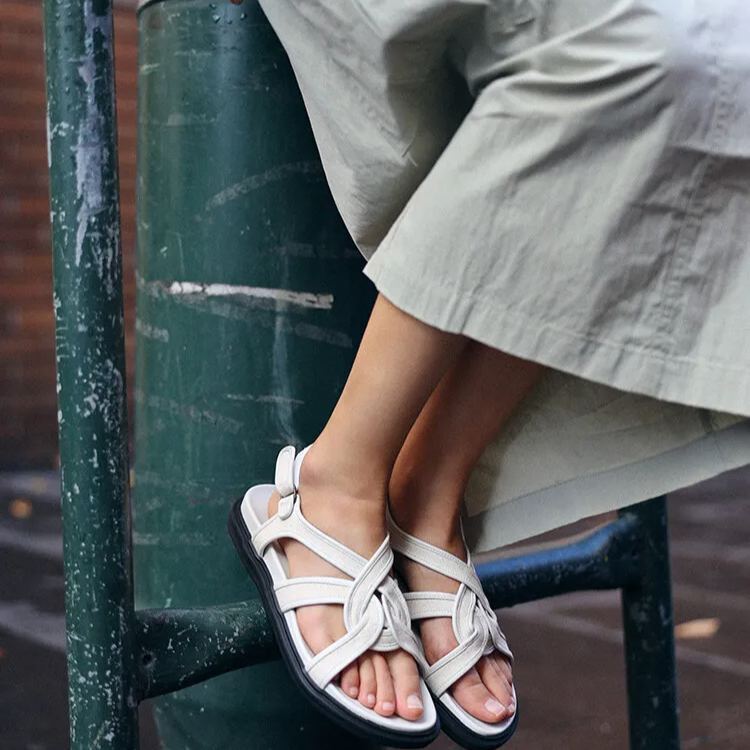 Elara Knot Sandal