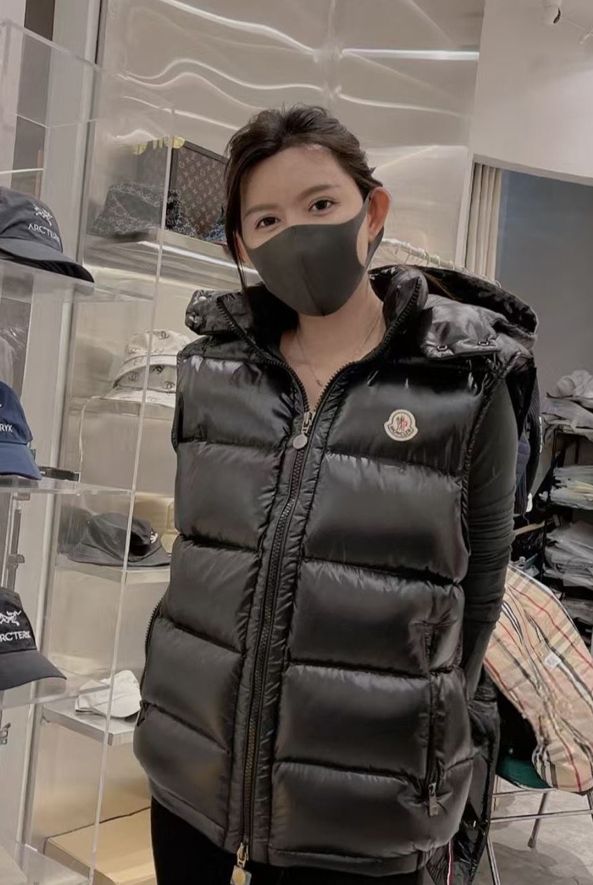 【公式認定ストア】MONCLERモンクレール 定番ダウンコート 限定発売中！多くの著名人やセレブに愛用されています! 爆買い！即完売必至MAYA（ユニセックス）「ベスト」(べすと)