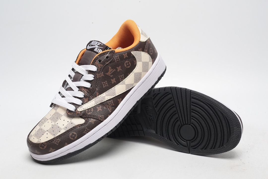 【日本未入荷】Louis Vuitton x Travis Scott x Nike Air Jordan 1 Low OG SP"Damier Azur/LV Monogram"【正規品】[代金引換]