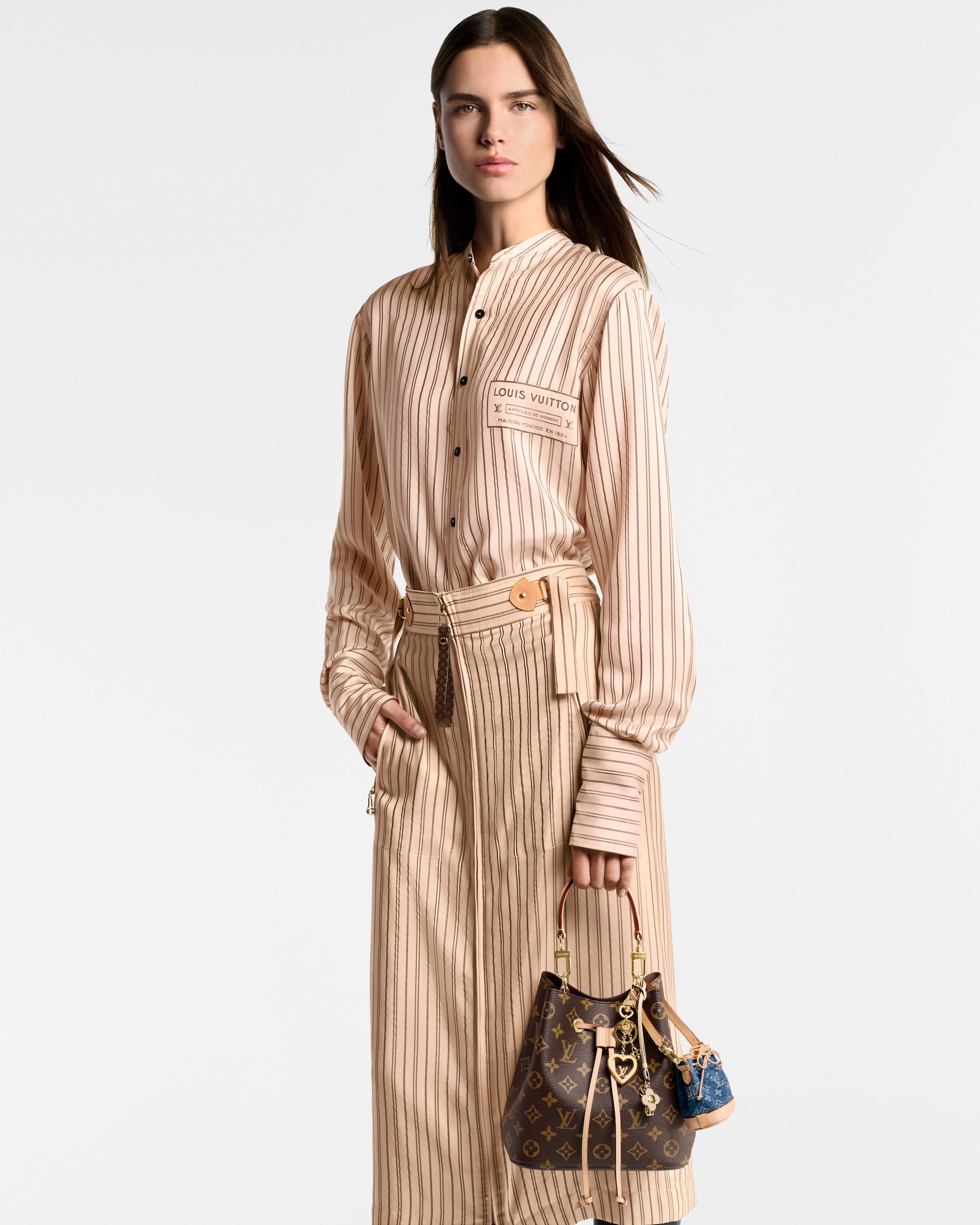 【Louis Vuitton】ラグジュアリーなバッグ ★ ネオノエBB