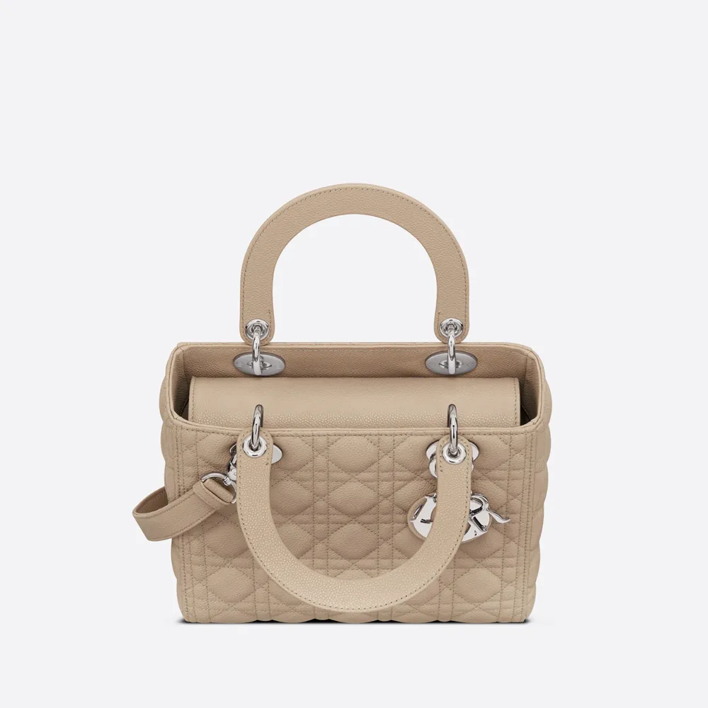 ⚡絶好の機会をお見逃しなく！雑誌掲載！【DIOR】 LADY DIOR ミディアムバッグ