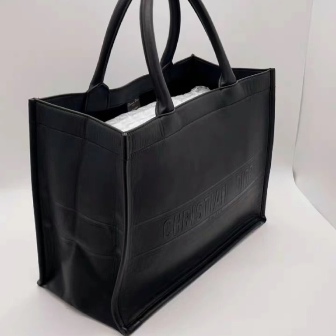 【DIOR直営】セール価格！BOOK TOTE レザー ミディアム