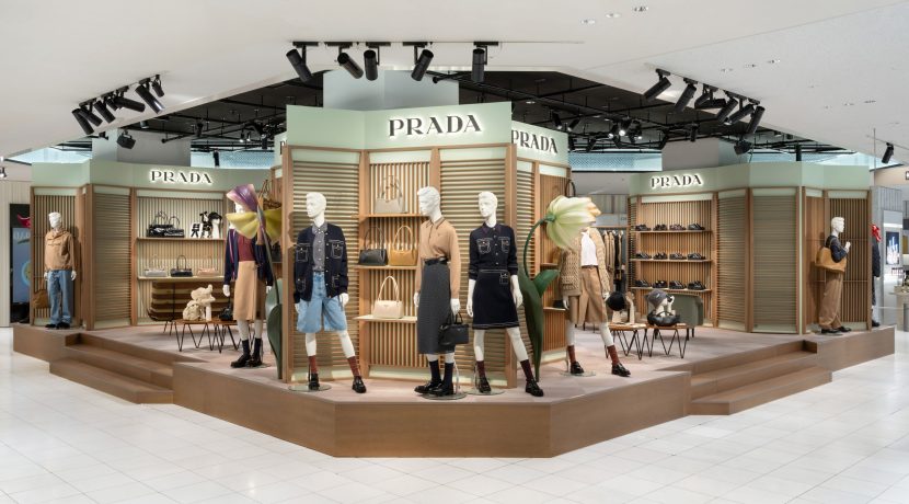 プラダ】伊勢丹新宿店 本館 1 階 ザ・ステージにポップアップストアをオープン!! | THE-SELECTION MAGAZINE