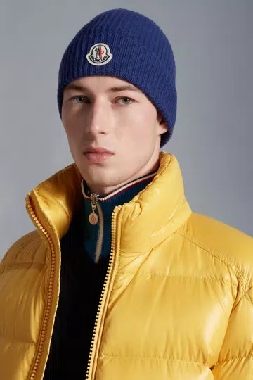 【冬に必須アイテム】モンクレール ニット帽 ギフトにも♡