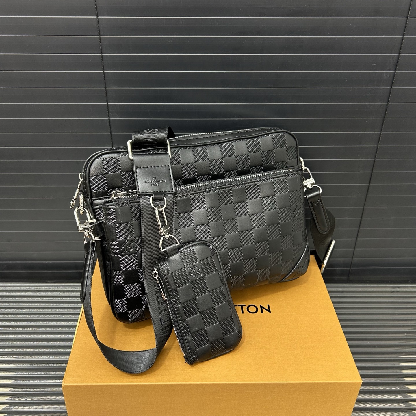 【特別なオファー】 Louis Vuitton ショルダーバッグ 3点セット ユニセックス