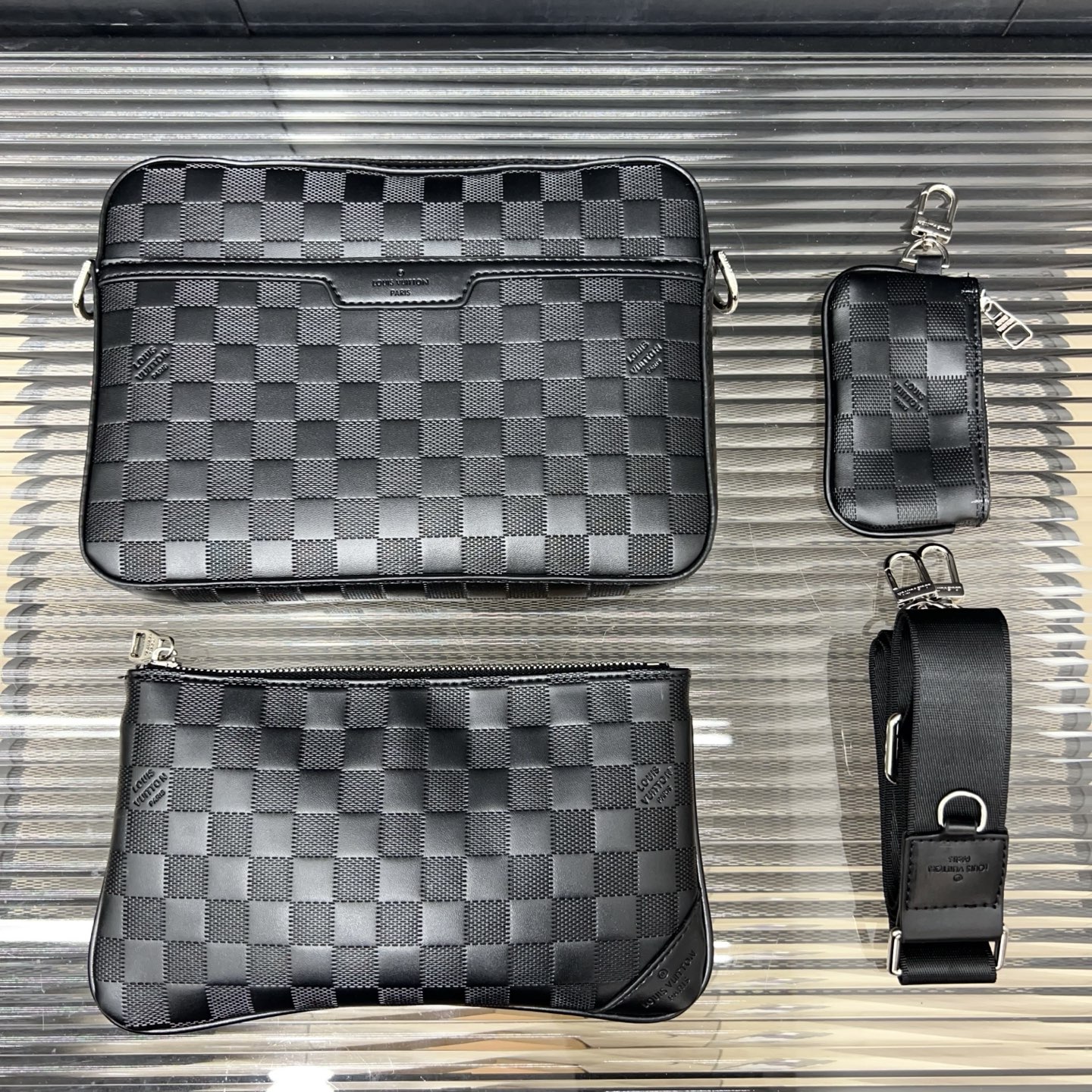 【特別なオファー】 Louis Vuitton ショルダーバッグ 3点セット ユニセックス