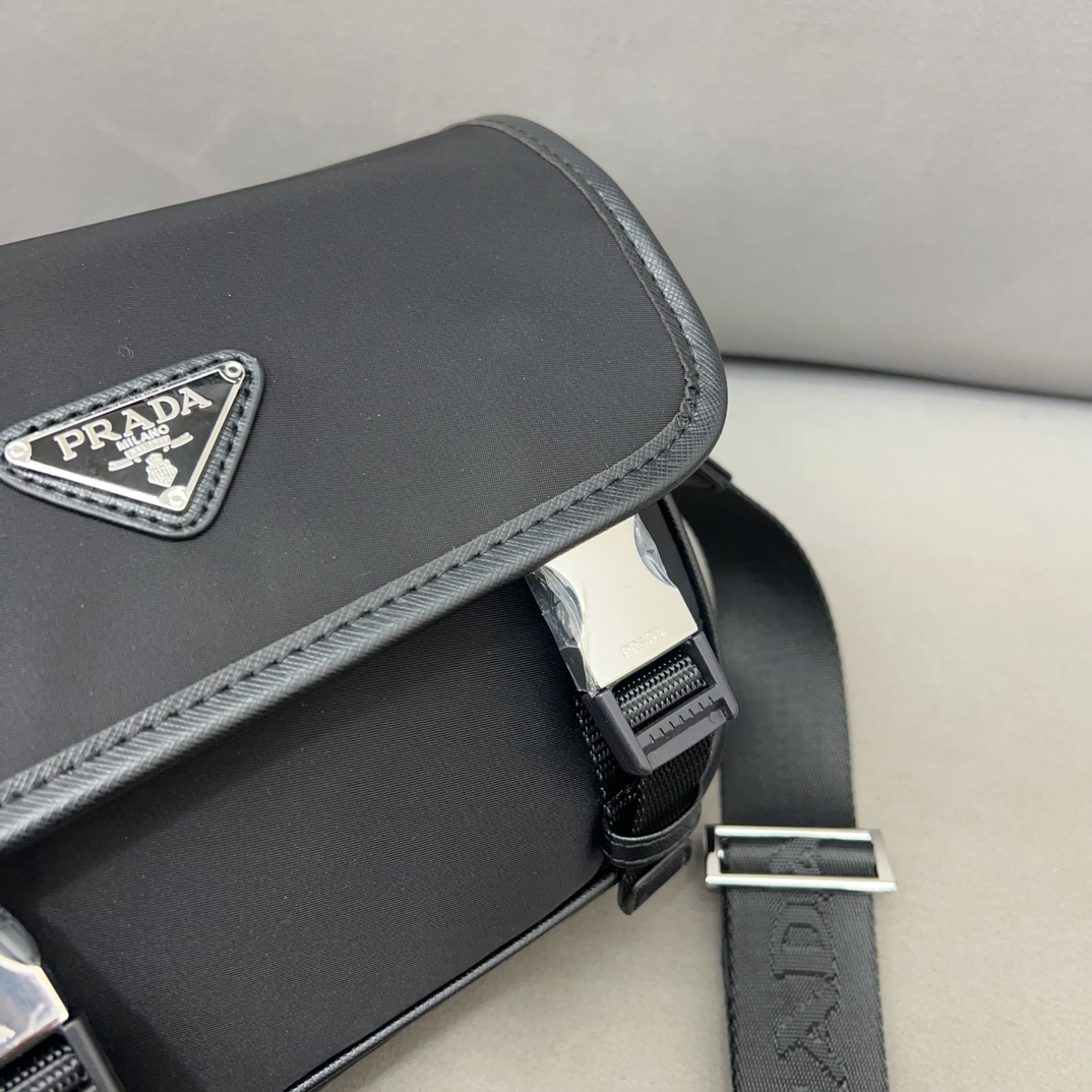 【PRADA】 メンズショルダーバッグ 3点セット お得