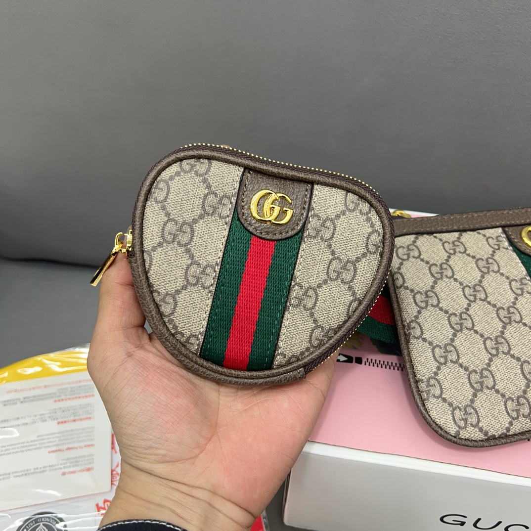 【Gucci】ウエストバッグ ユニセックス チェストバッグ 2点セット お得