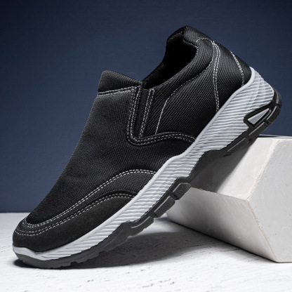 รองเท้าเดินป่าแบบสวม พื้นหนา น้ำหนักเบา ระบายอากาศได้ดี