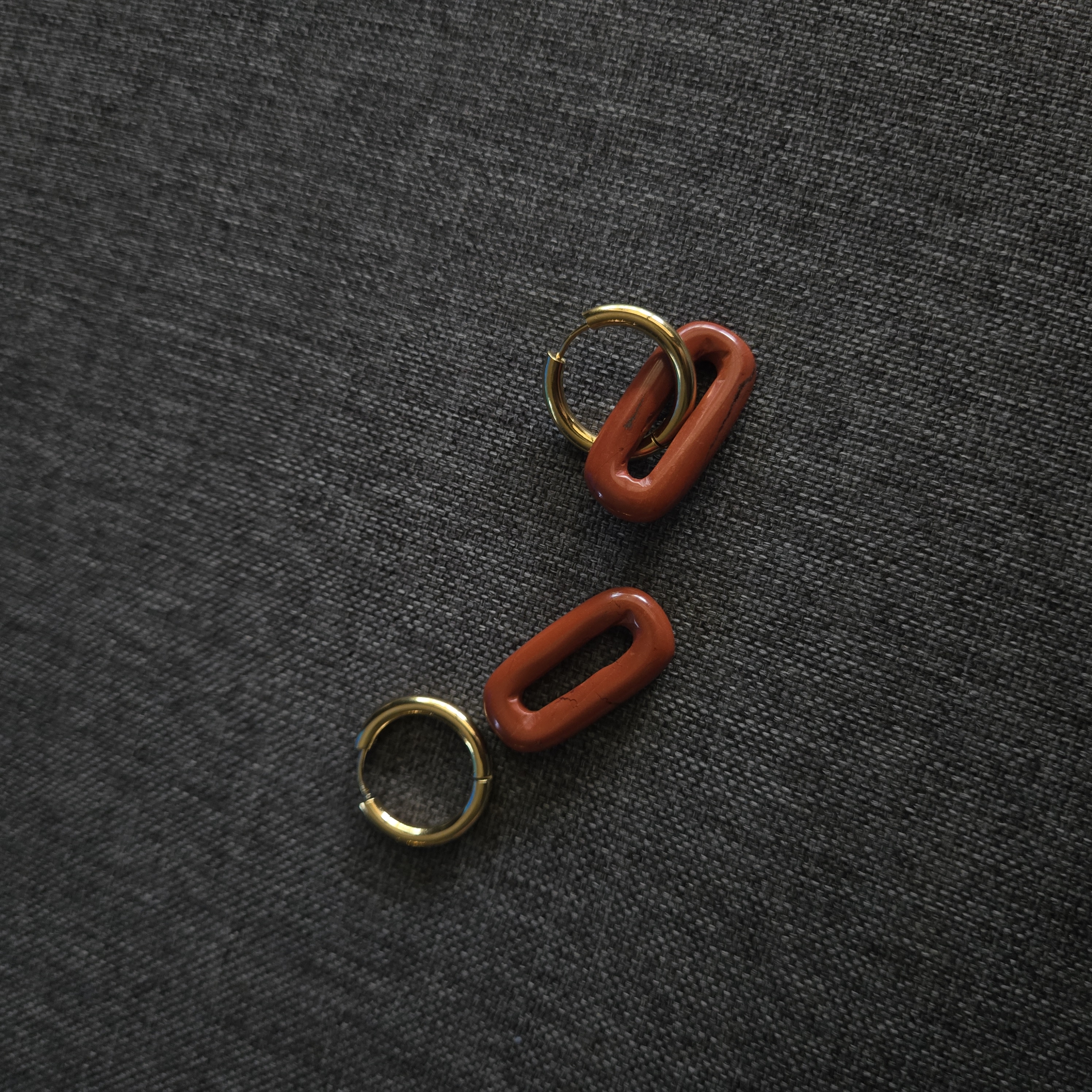 2 IN 1 HOOPS RED JASPER GOLD