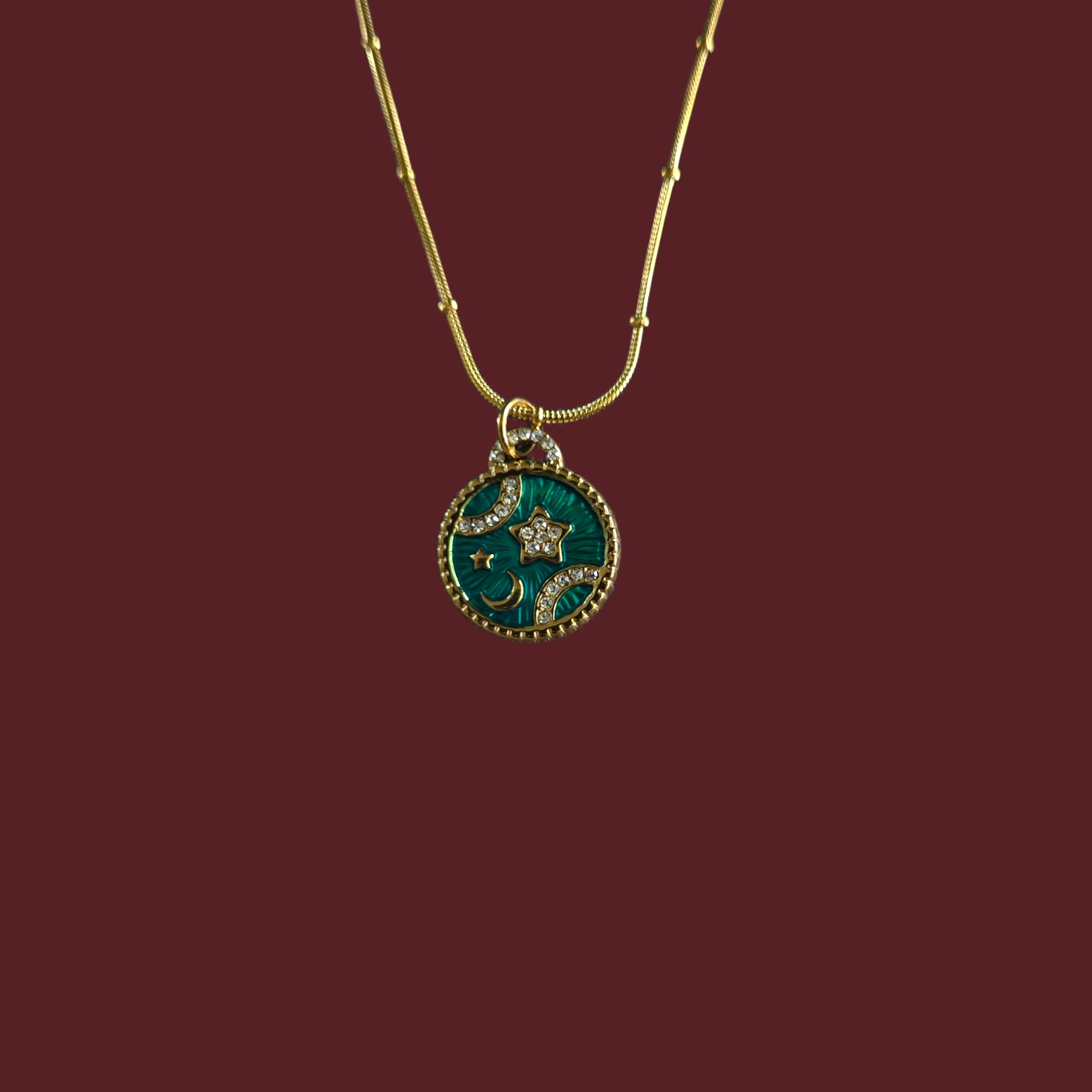 GREEN ENAMEL STAR NECKLACE WITH ZIRCONIA