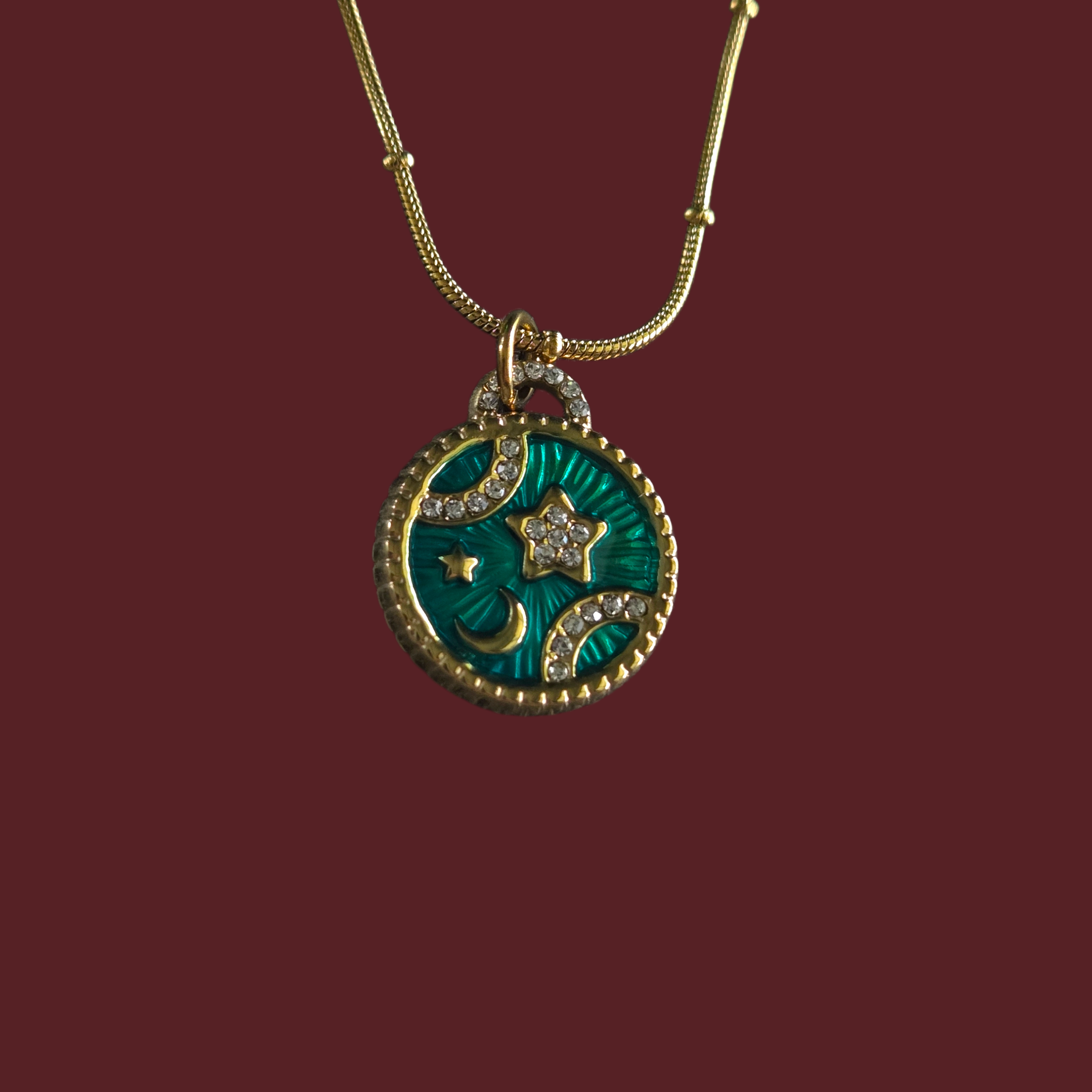 GREEN ENAMEL STAR NECKLACE WITH ZIRCONIA