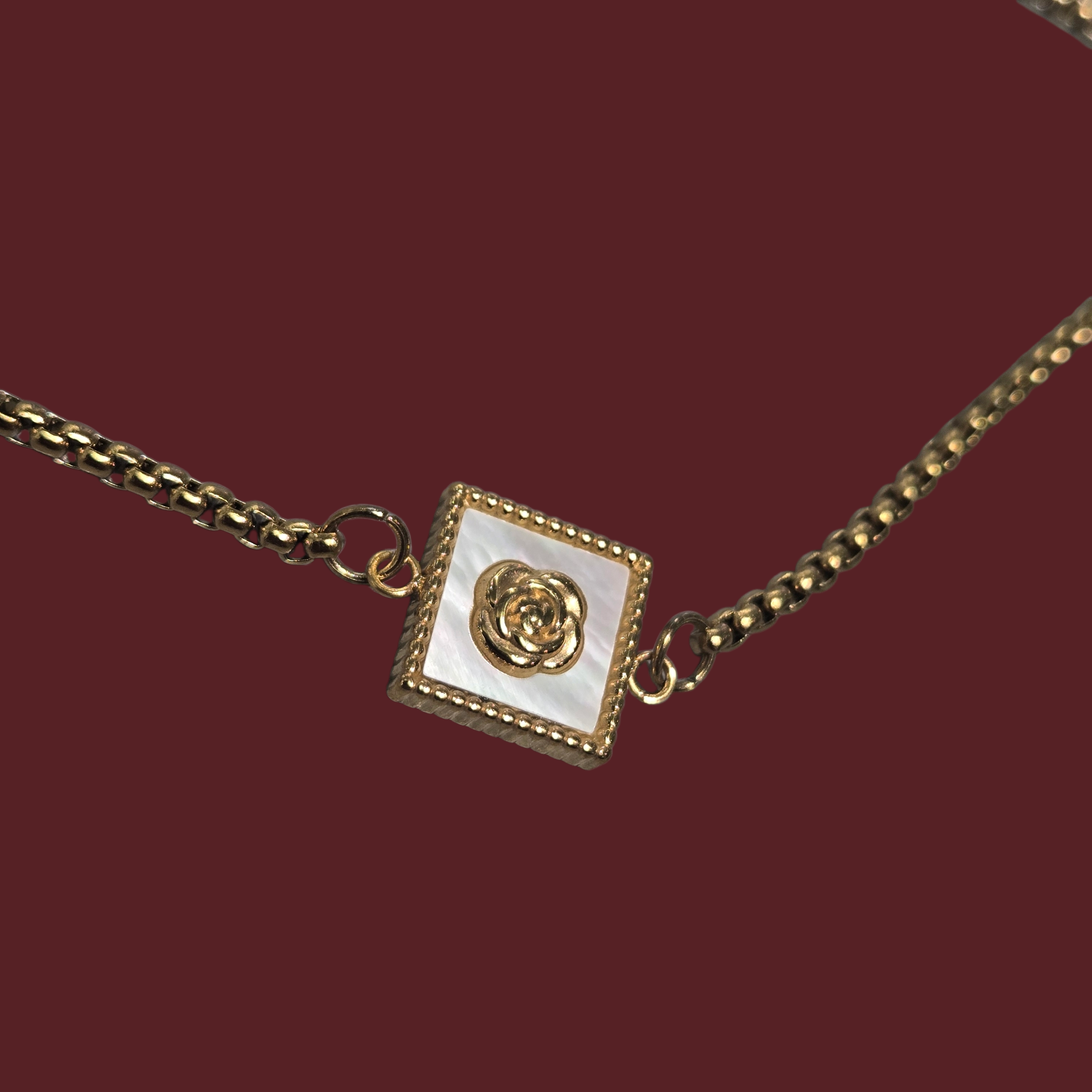 ROSE MOTHER OF PEARL BRACELET GOLD