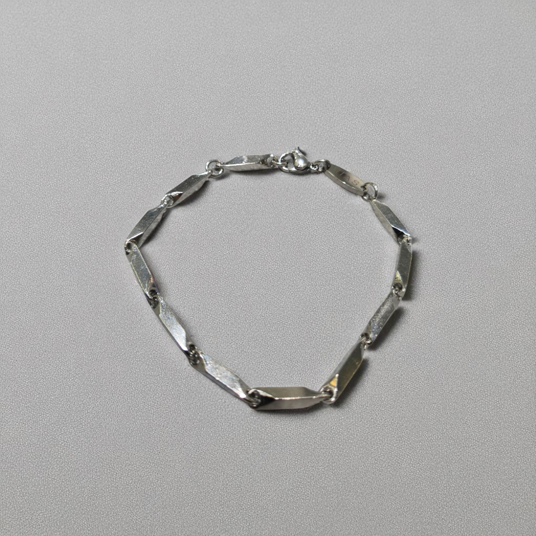 LINKED BRACELET SILVER