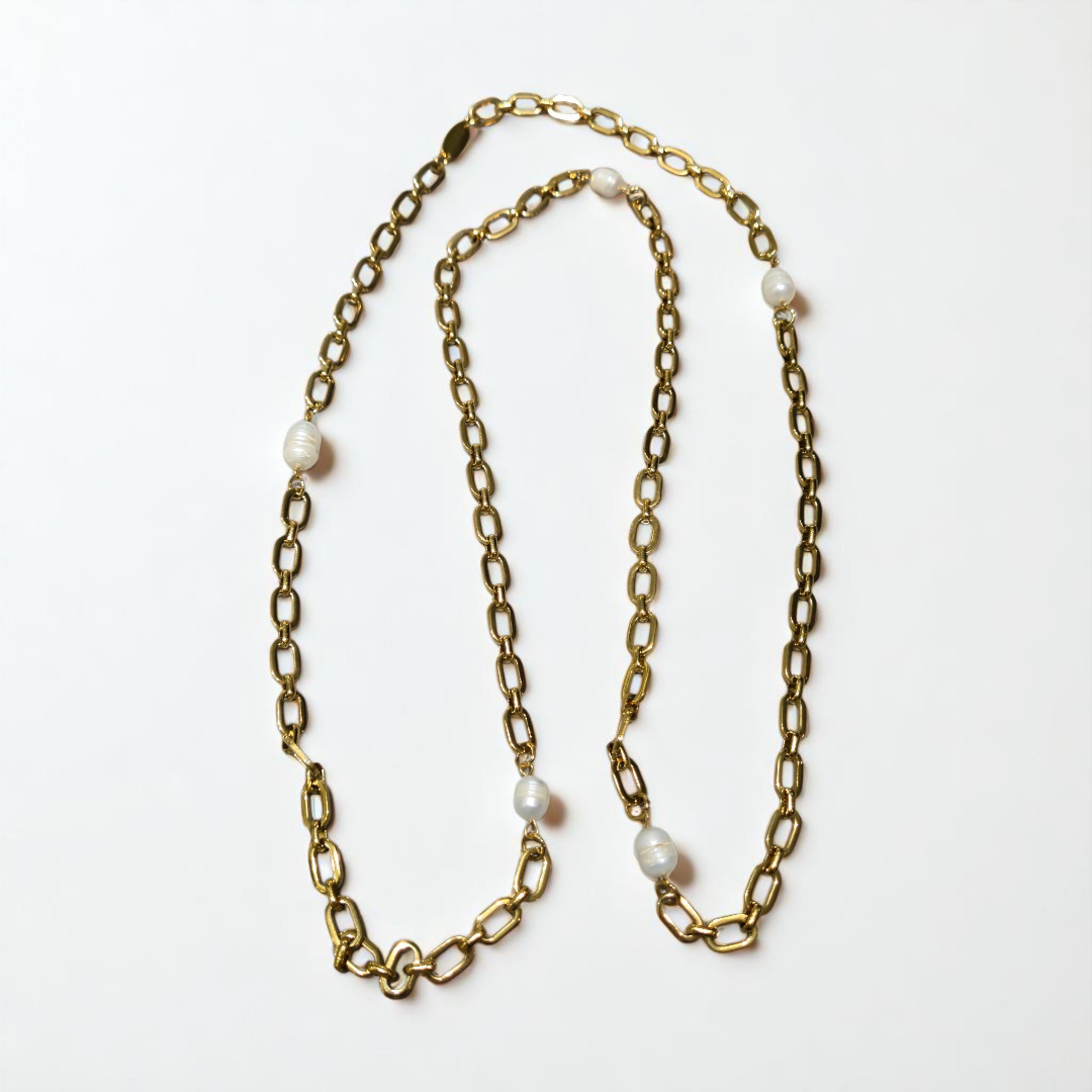 LONG U RECTANGLE WITH PEARL NECKLACE GOLD