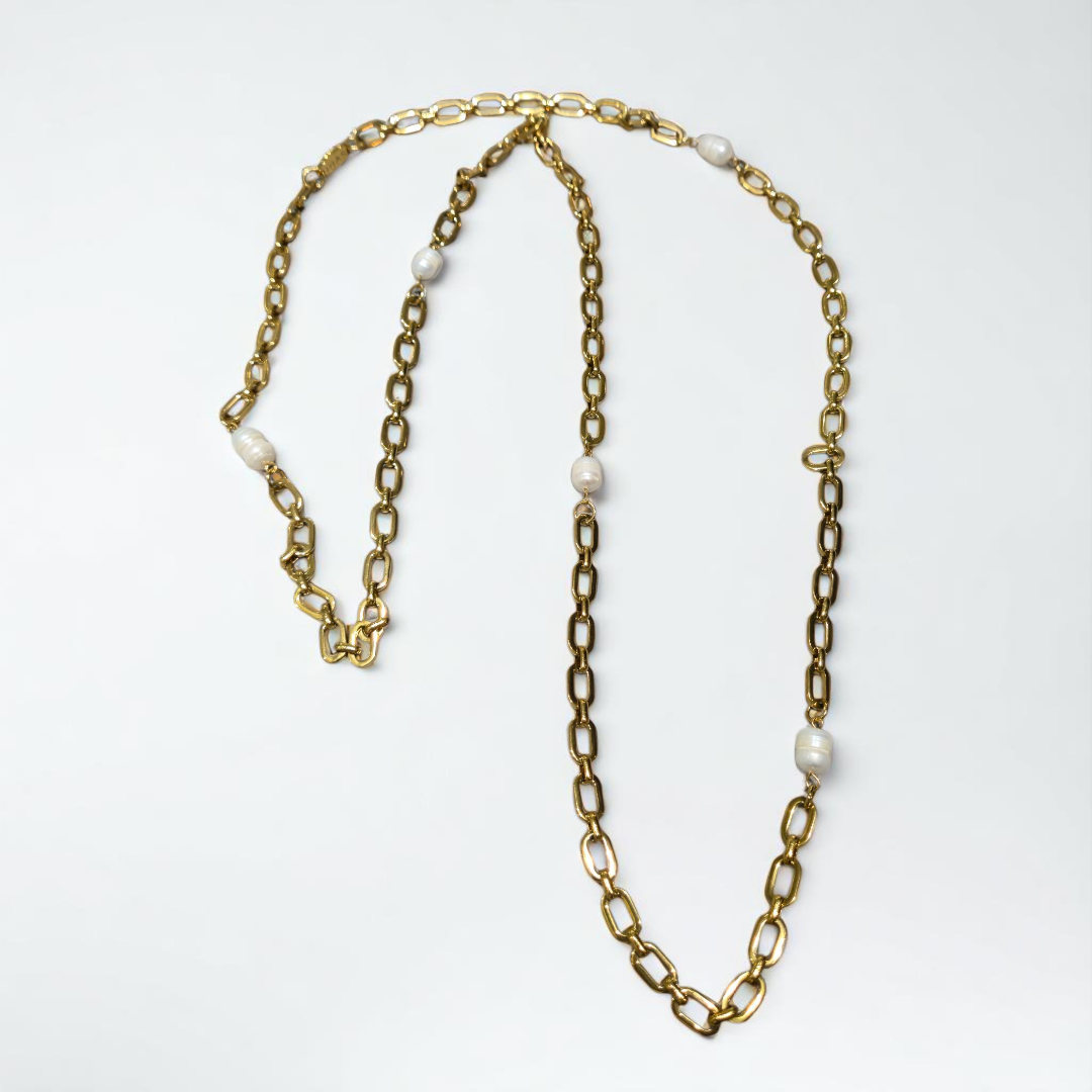 LONG U RECTANGLE WITH PEARL NECKLACE GOLD