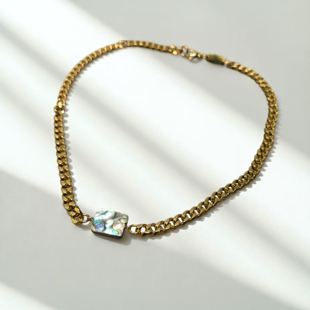 ABALONE SHELL NECKLACE GOLD