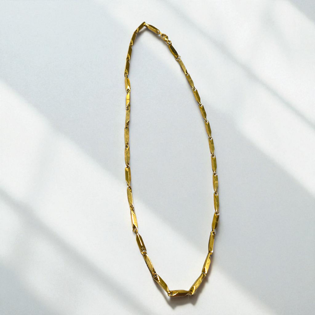 LINKED CHAIN NECKLACE GOLD
