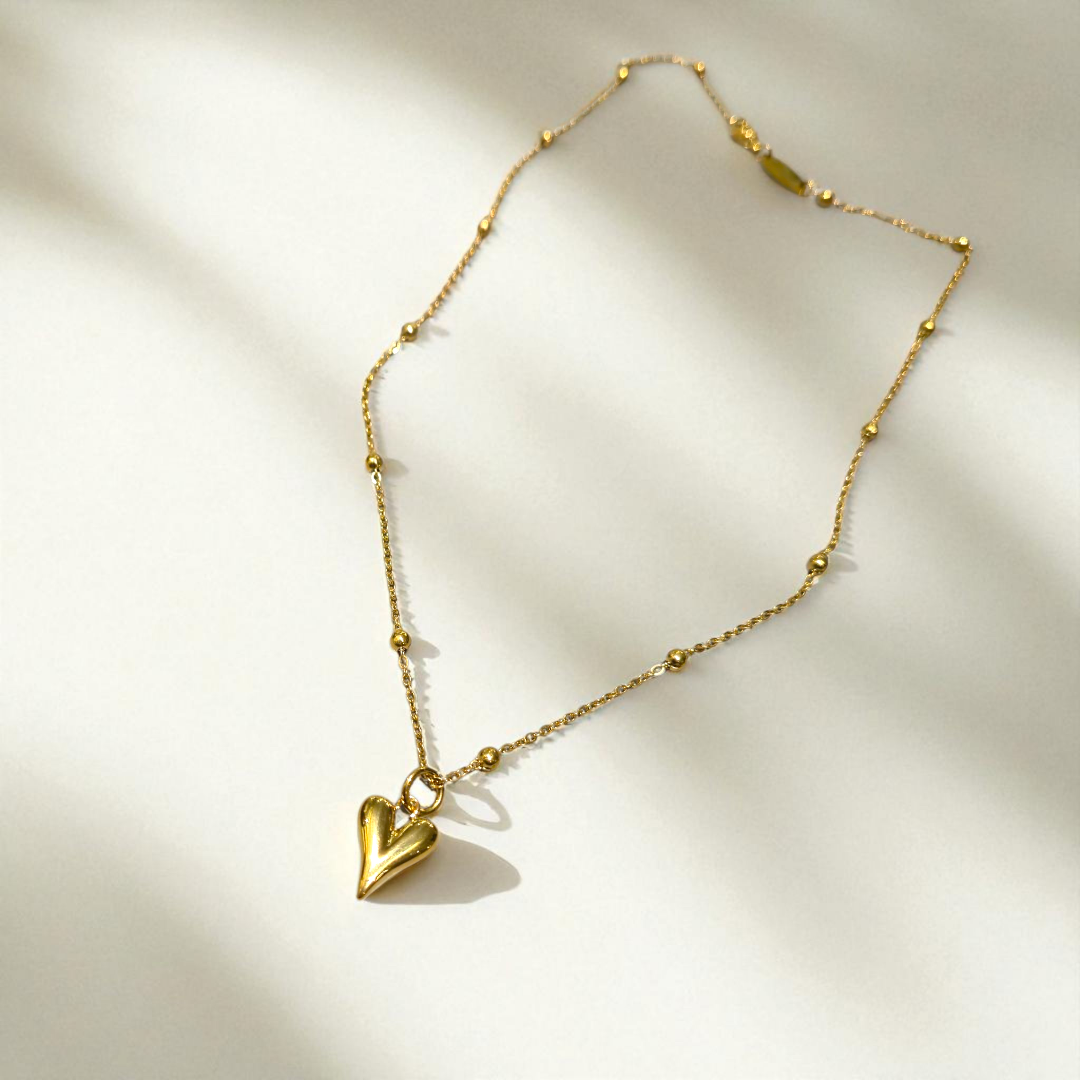 SHARP HEART PENDANT NECKLACE GOLD