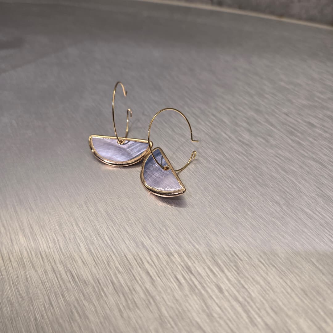 SEMICIRCLE SHELL PEARL EARRING