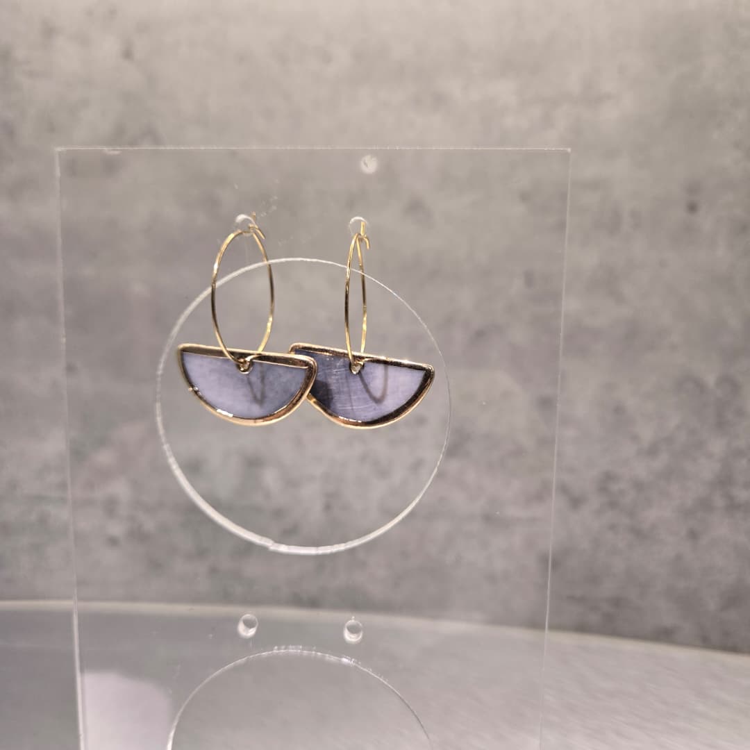 SEMICIRCLE SHELL PEARL EARRING