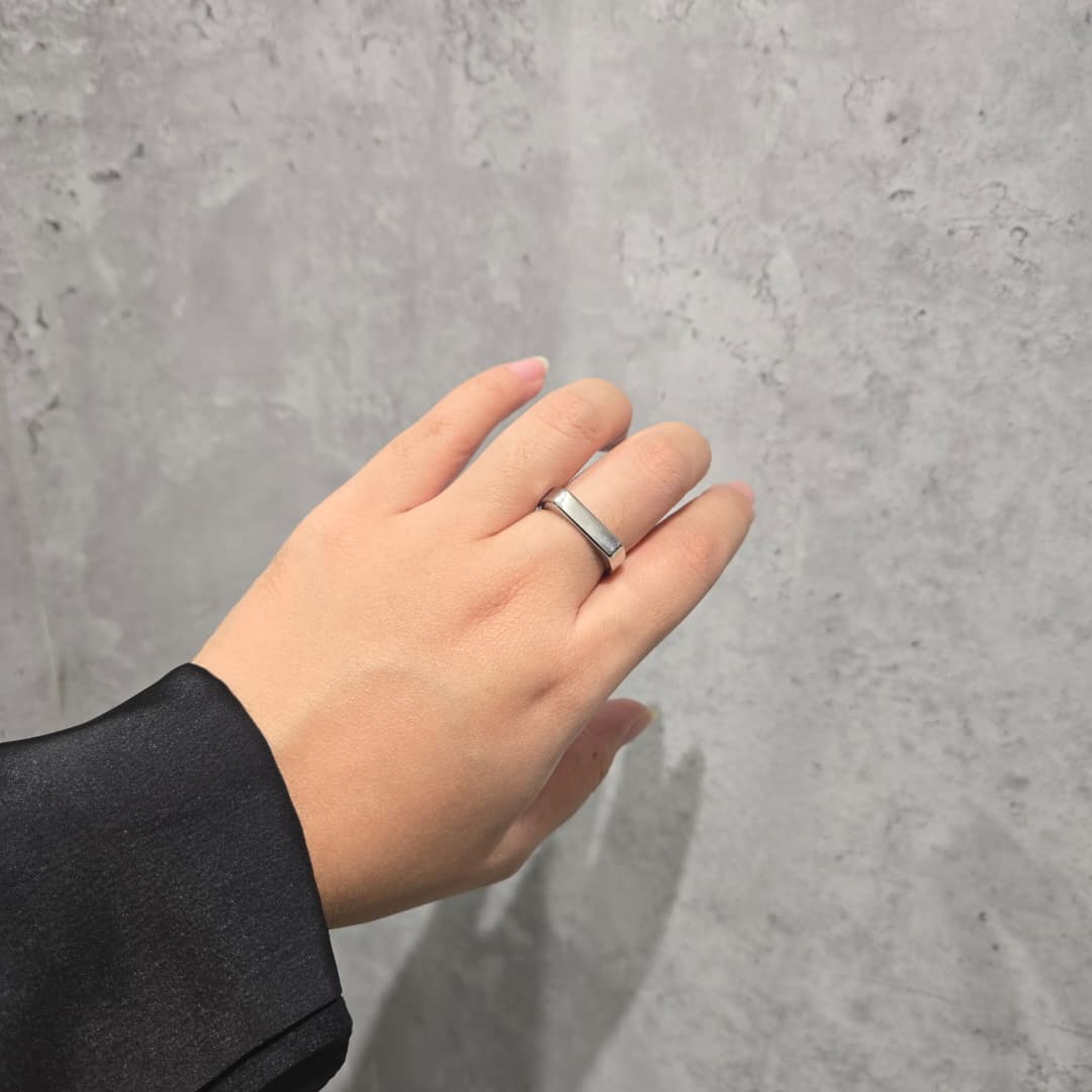 FLAT RING SILVER