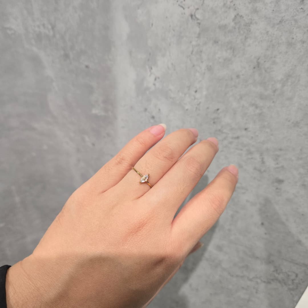 MARQUISE ZIRCON DAINTY RING GOLD