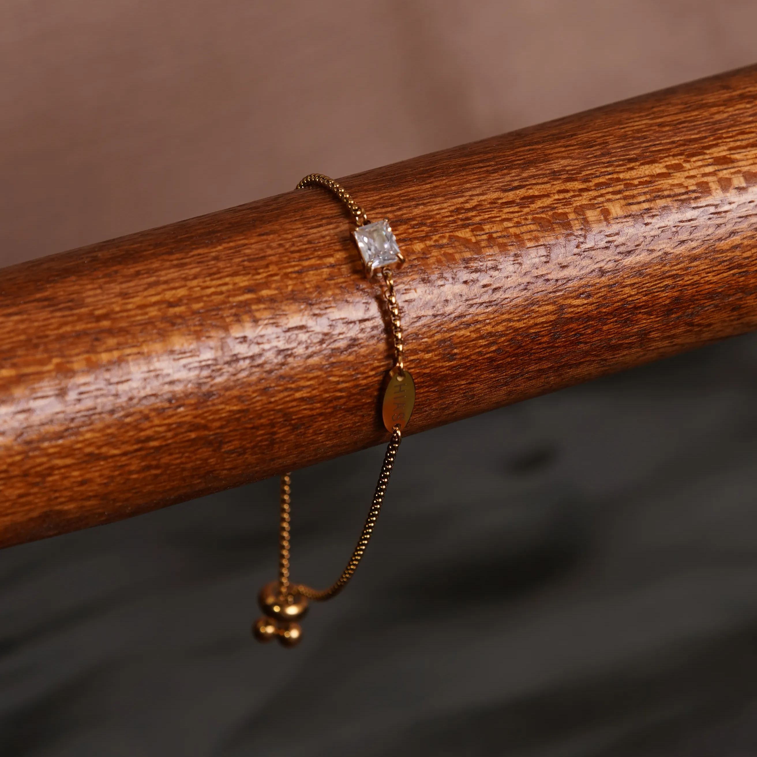 EMBUN SLIDE BRACELET GOLD