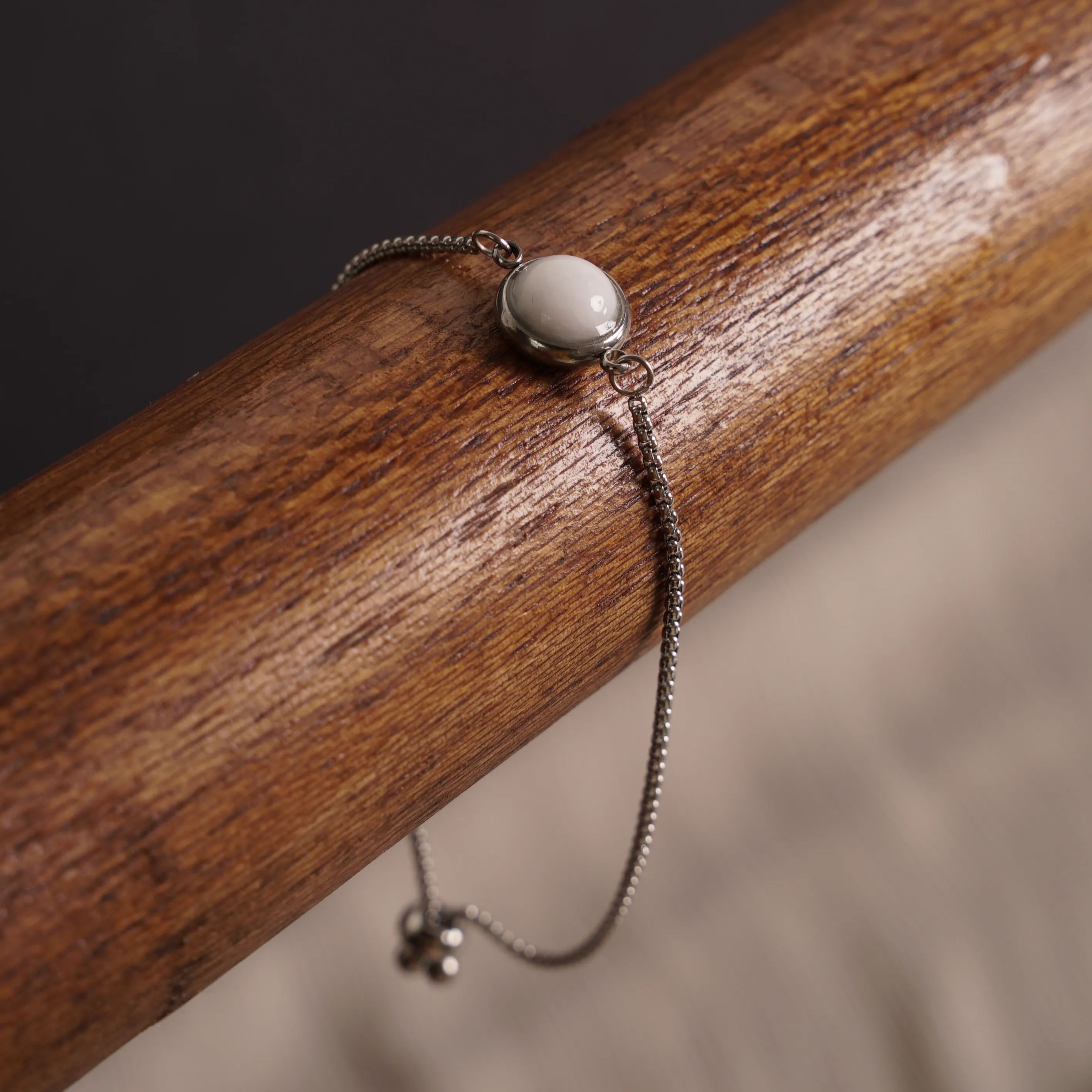 PESONA WHITE JADE BRACELET STEEL