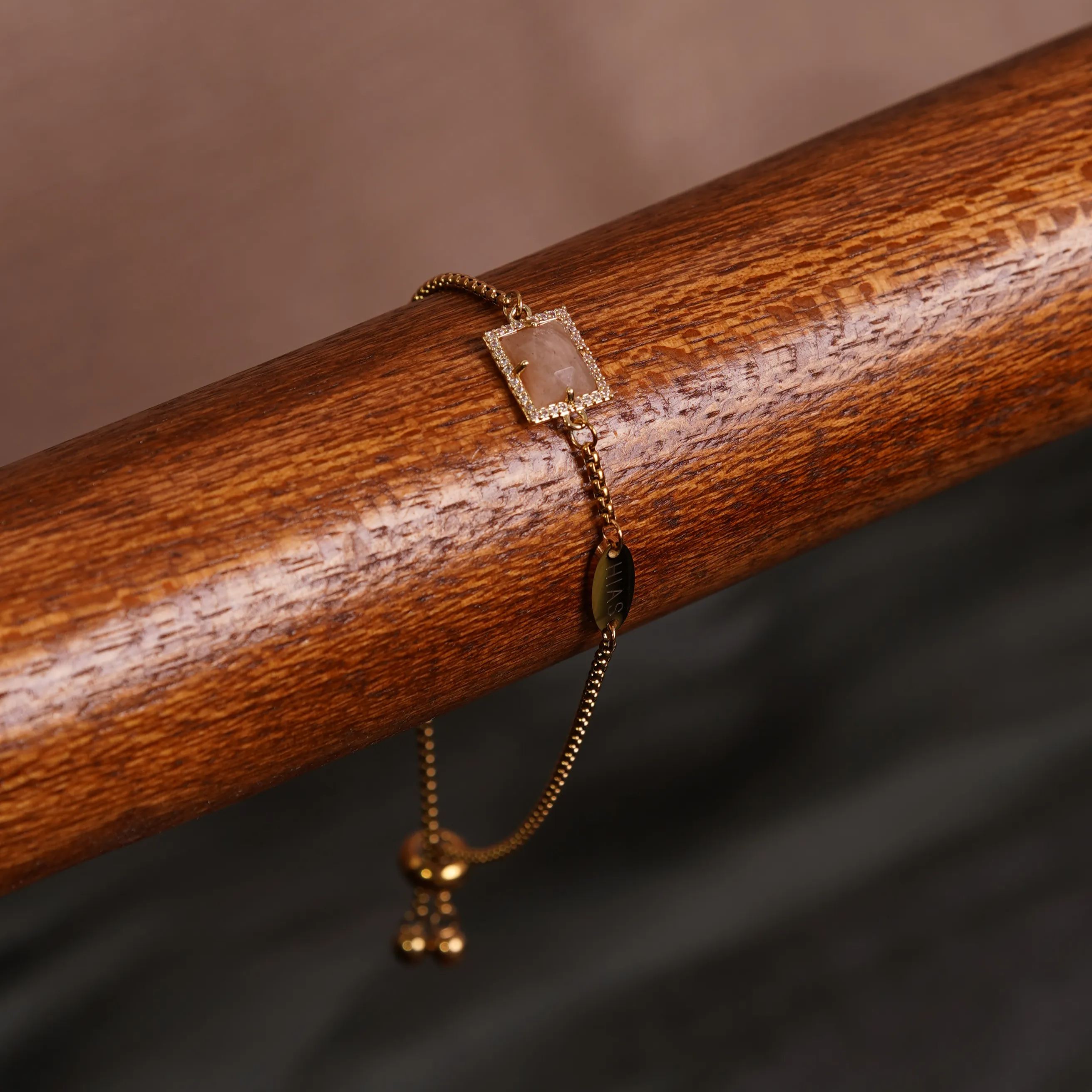 [Copy]TERINDAH RECTANGLE ROSE QUARTZ BRACELET GOLD