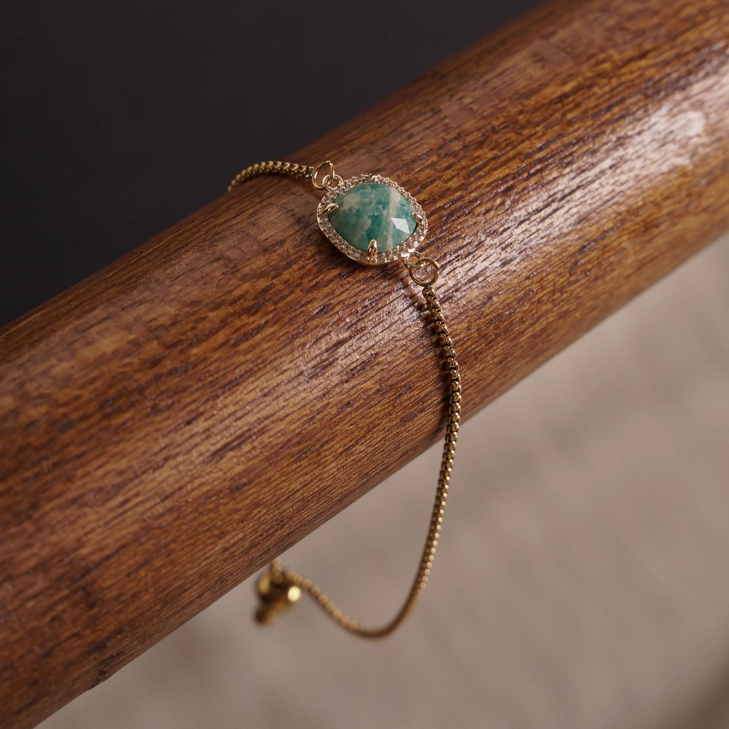 TERINDAH SQUARE AMAZONITE BRACELET GOLD