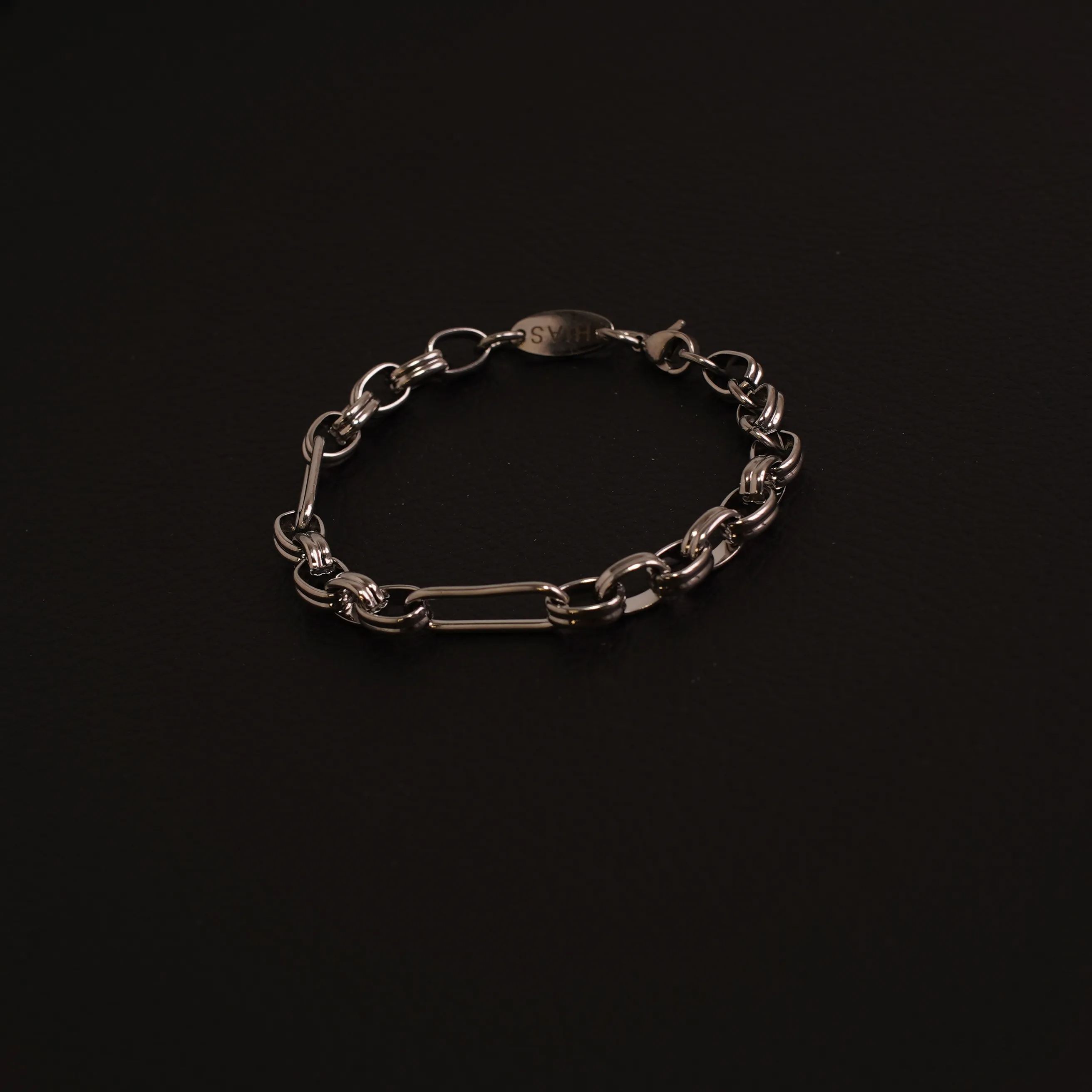 PAPERCLIP TEXTURED BRACELET SILVER