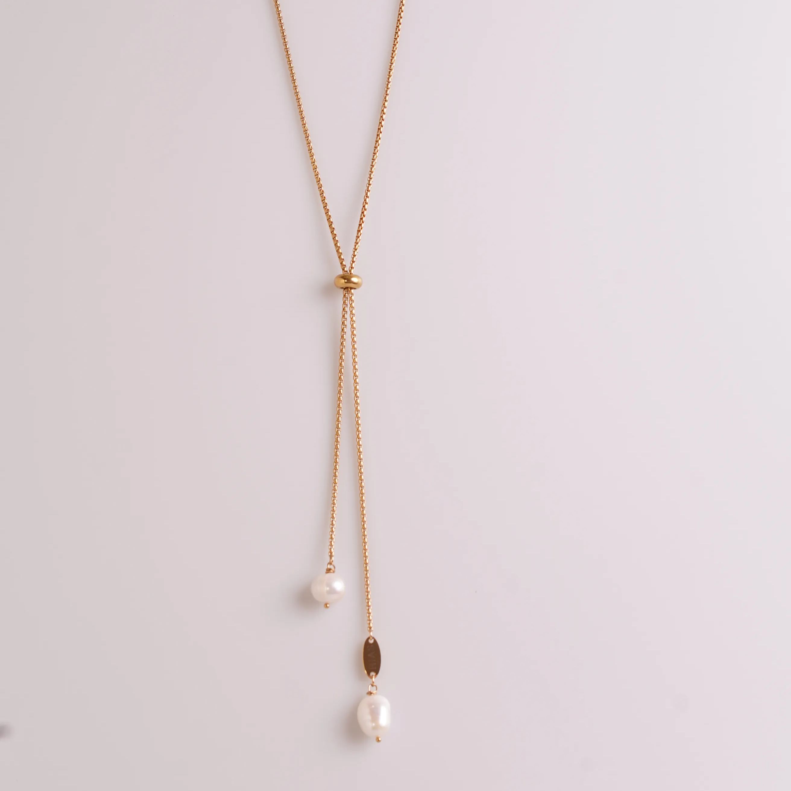 SLIDE NECKLACE GOLD WITH FRESHWATER PEARL