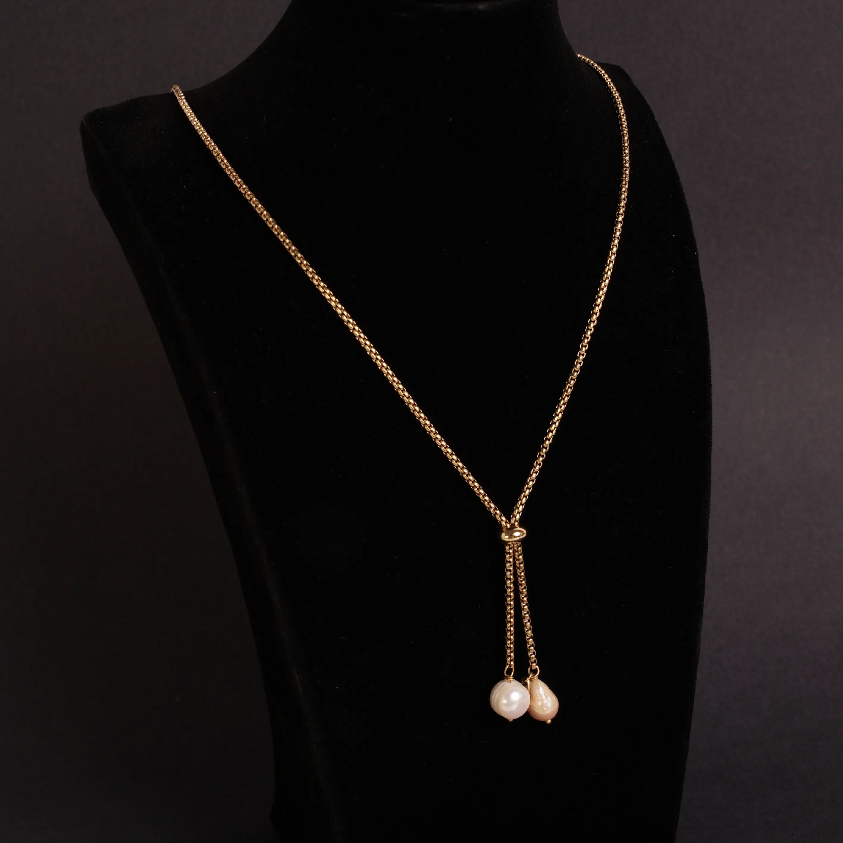 SLIDE NECKLACE GOLD WITH FRESHWATER PEARL