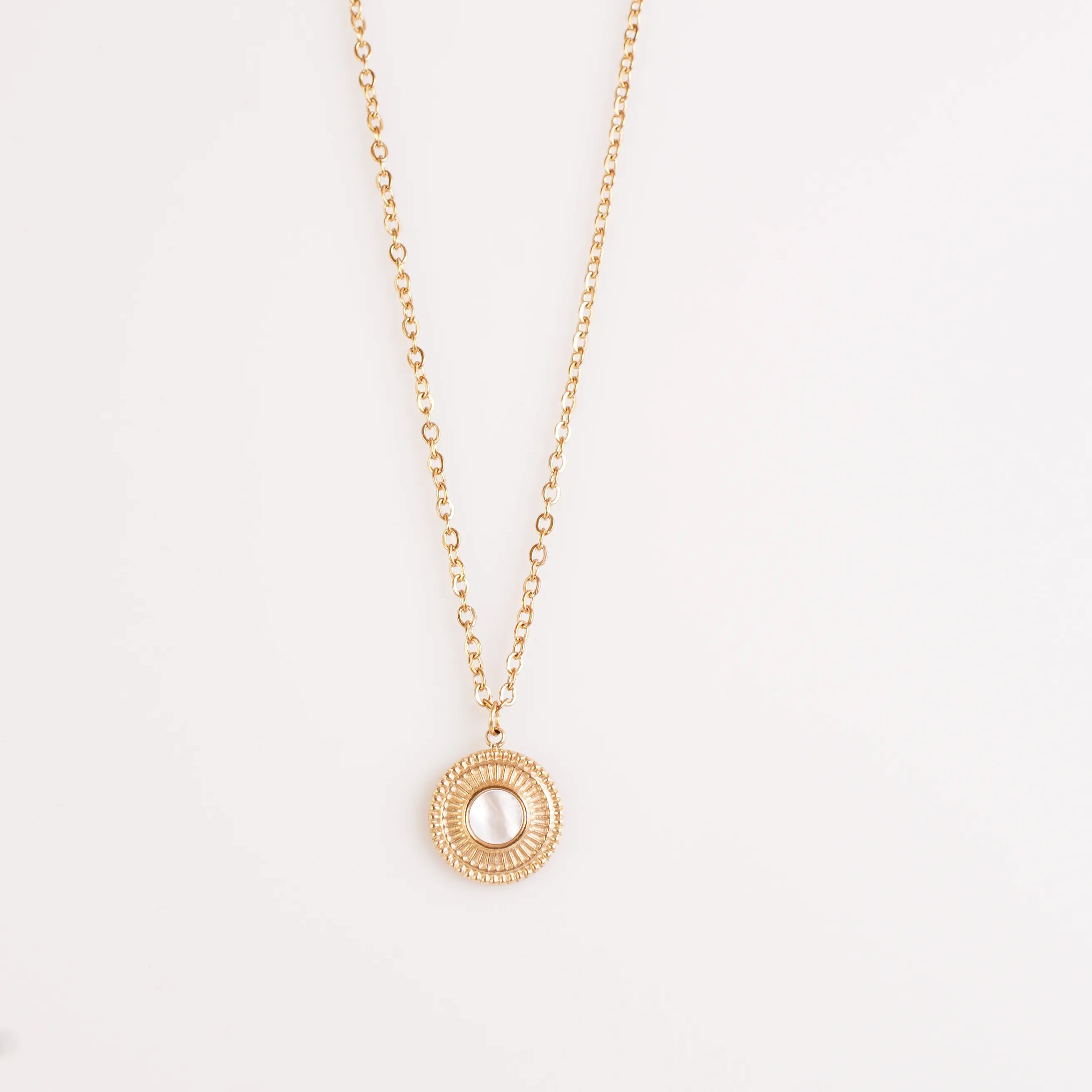 [Copy]MOTHER OF PEARL ORGANIC IRREGULAR NECKLACE GOLD