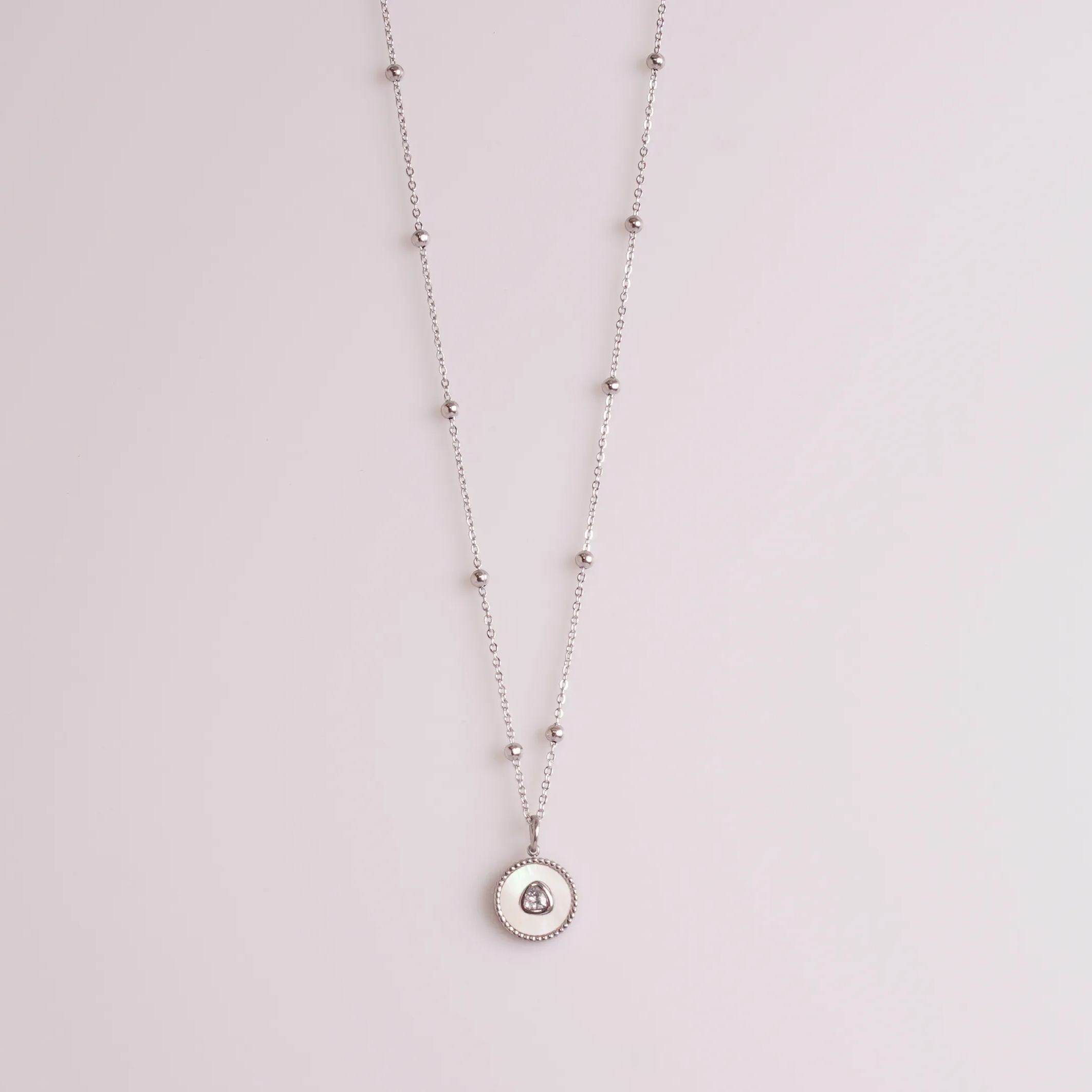 MOTHER OF PEARL TRIANGLE ZIRCON NECKLACE SILVER