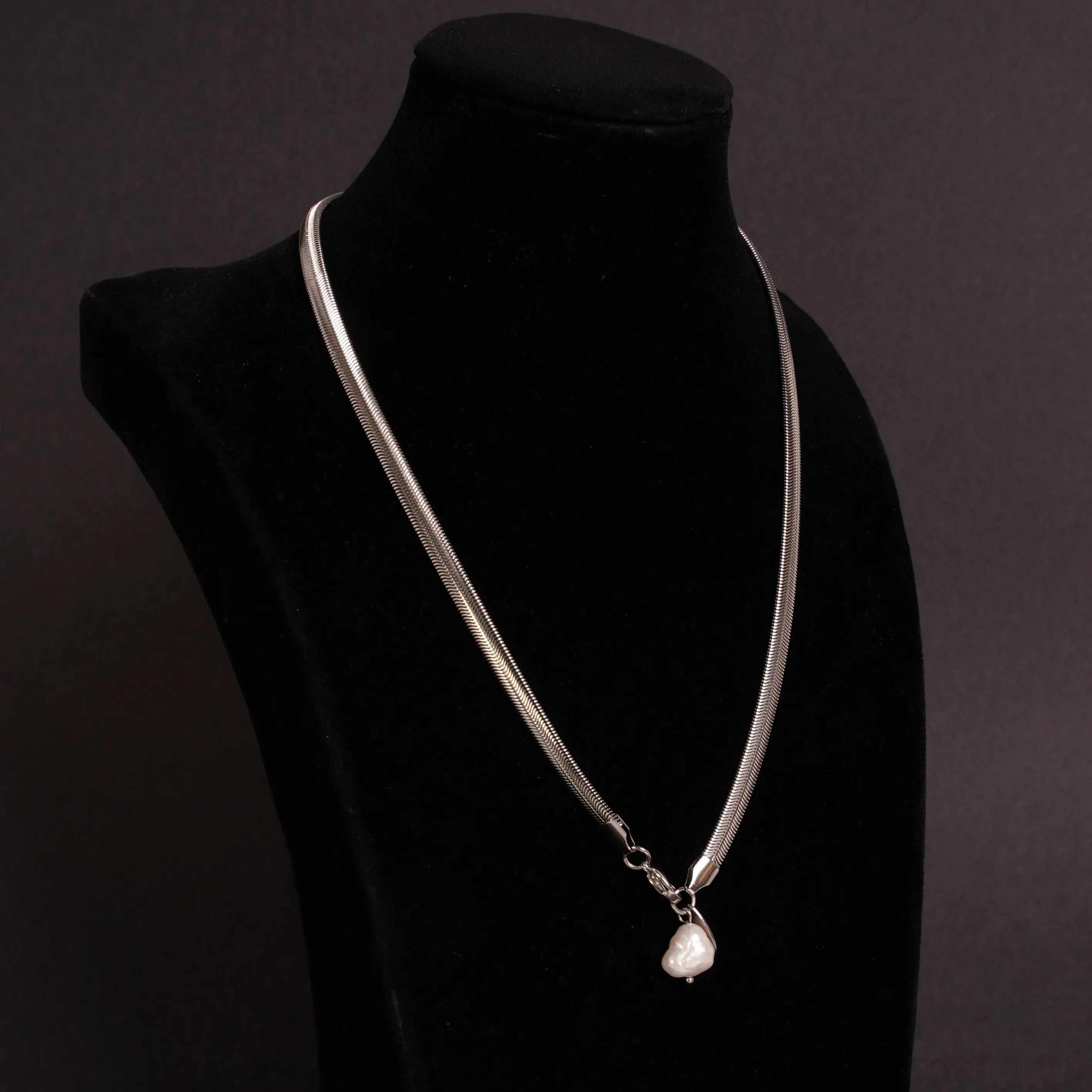 HERRINGBONE THICK NECKLACE SILVER