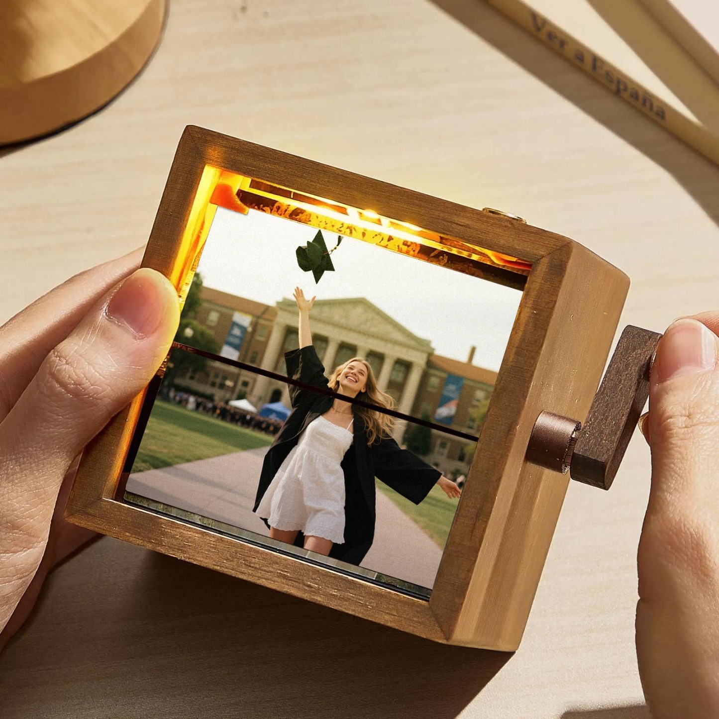 Custom Photo Flipbook Frame Animation Machine Mechanical Hand-cranked Photo Album with Light Graduation Gifts 