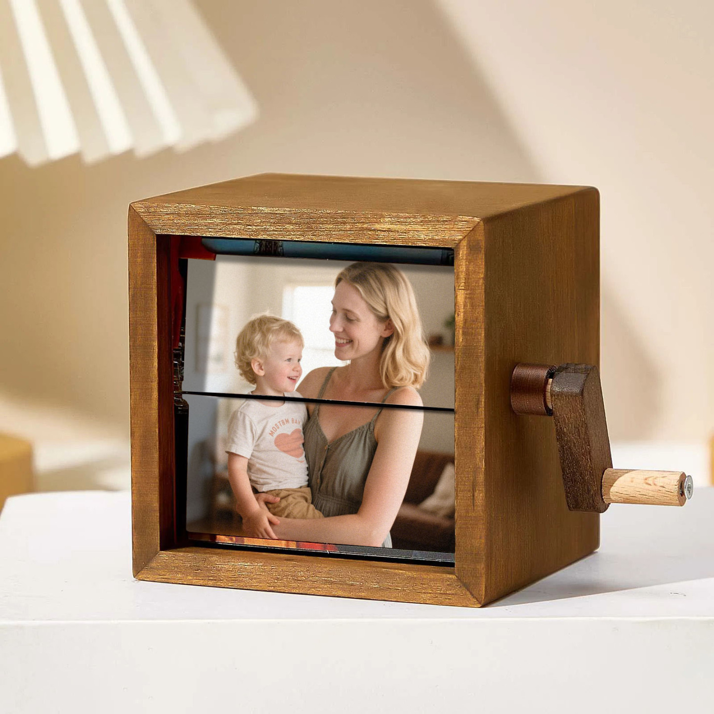 Custom Photo Flipbook Frame Animation Machine Mechanical Hand-cranked Photo Album with Light Unique Mother's Day Gifts