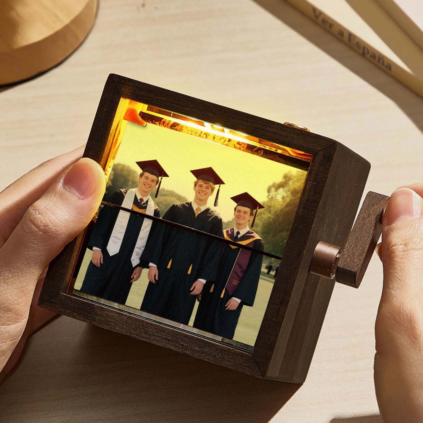 Custom Photo Flipbook Frame Animation Machine Mechanical Hand-cranked Photo Album with Light Graduation Gifts 