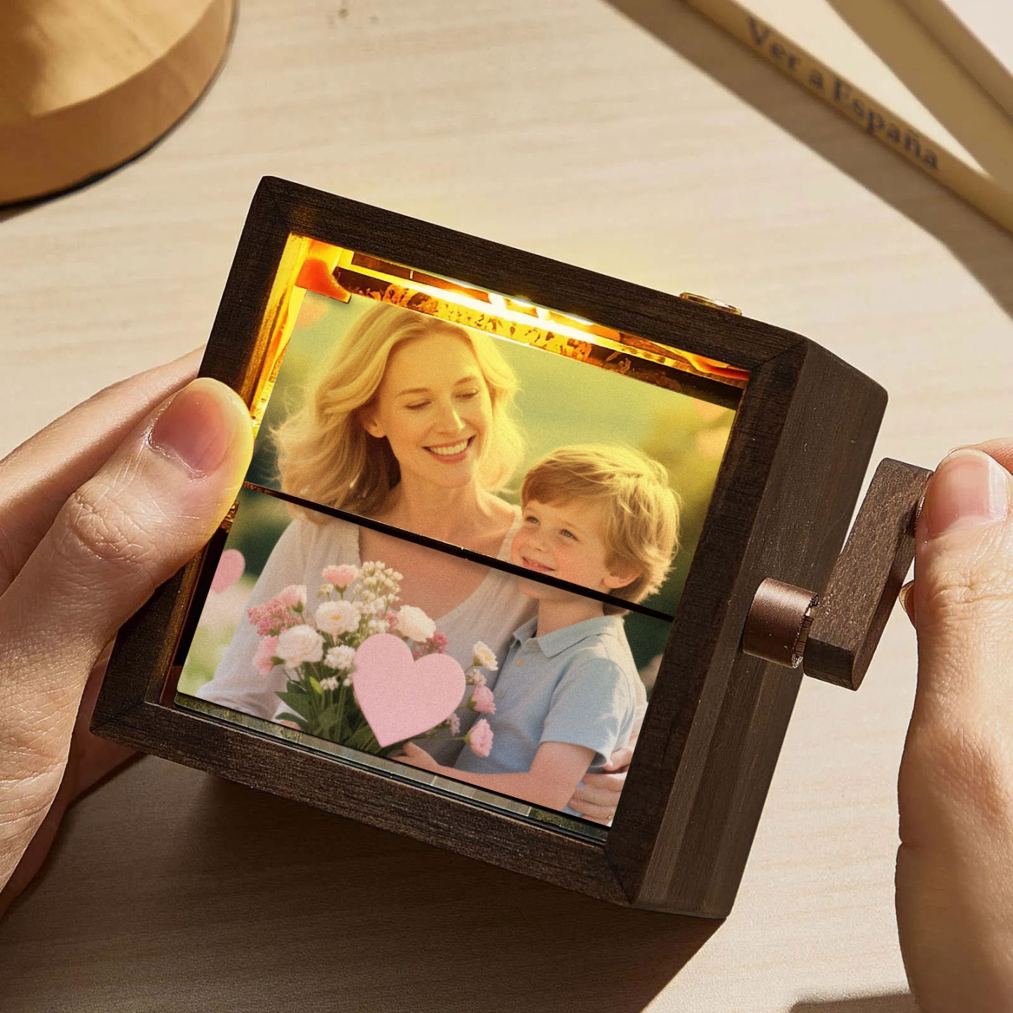 Custom Photo Flipbook Frame Animation Machine Mechanical Hand-cranked Photo Album with Light Unique Mother's Day Gifts