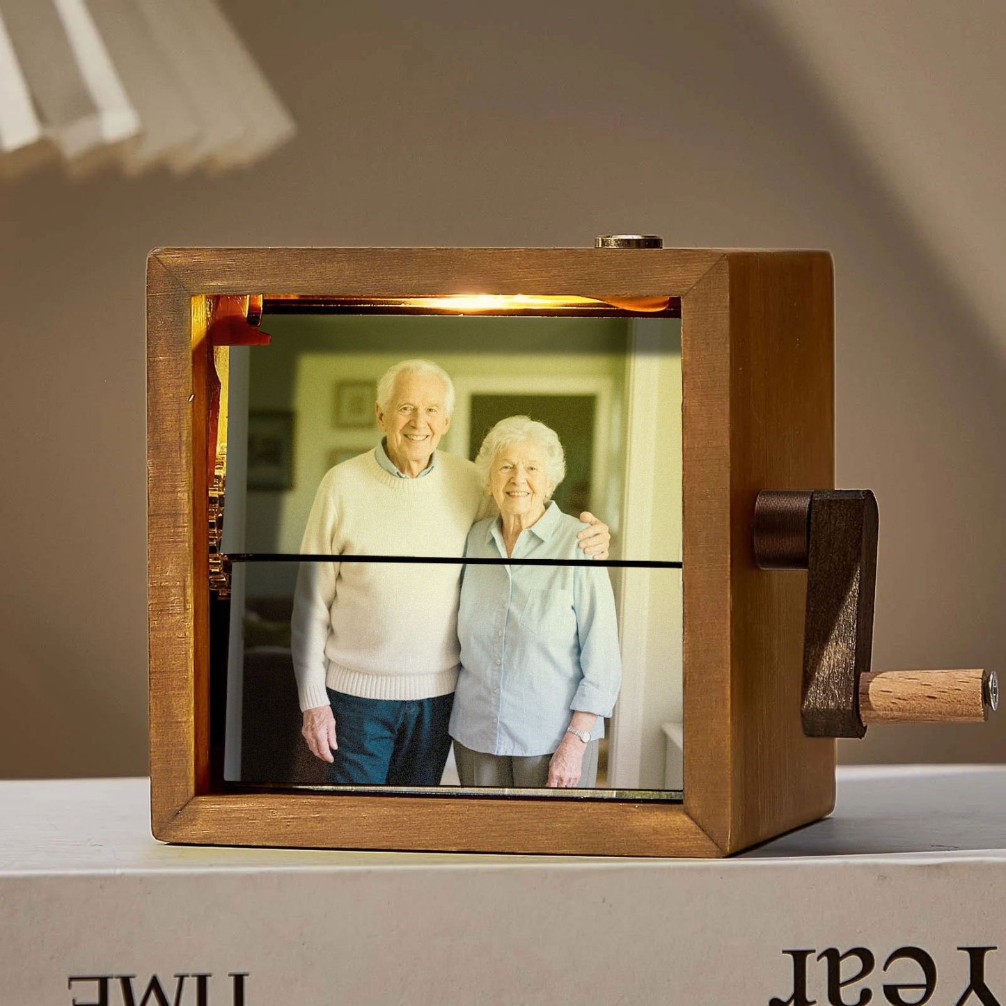 Hand-crank Animation Machine Custom Photo Flipbook Box Wedding Gifts