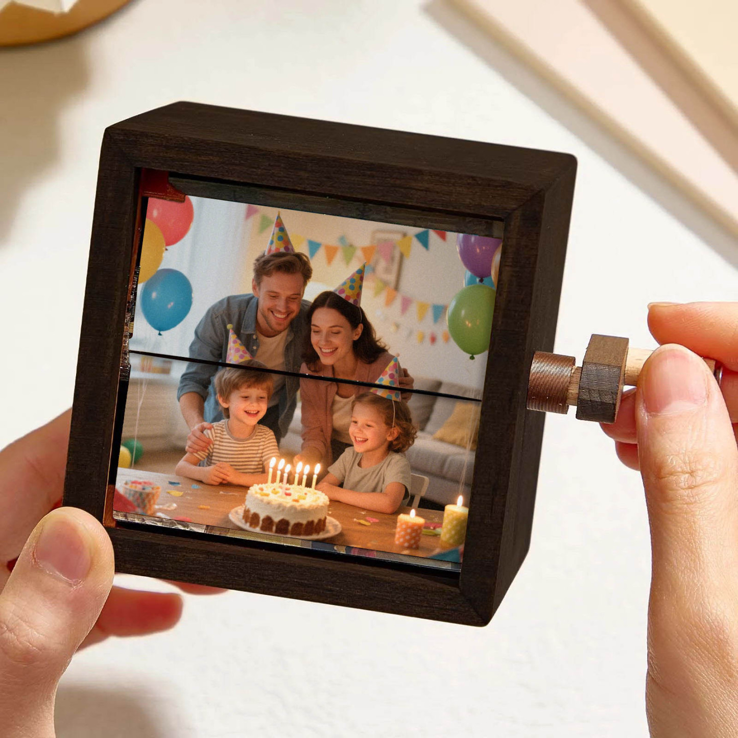 Hand-crank Animation Machine Custom Hand-cranked Flipbook Box Photo Flipbook Frame Birthday Gift