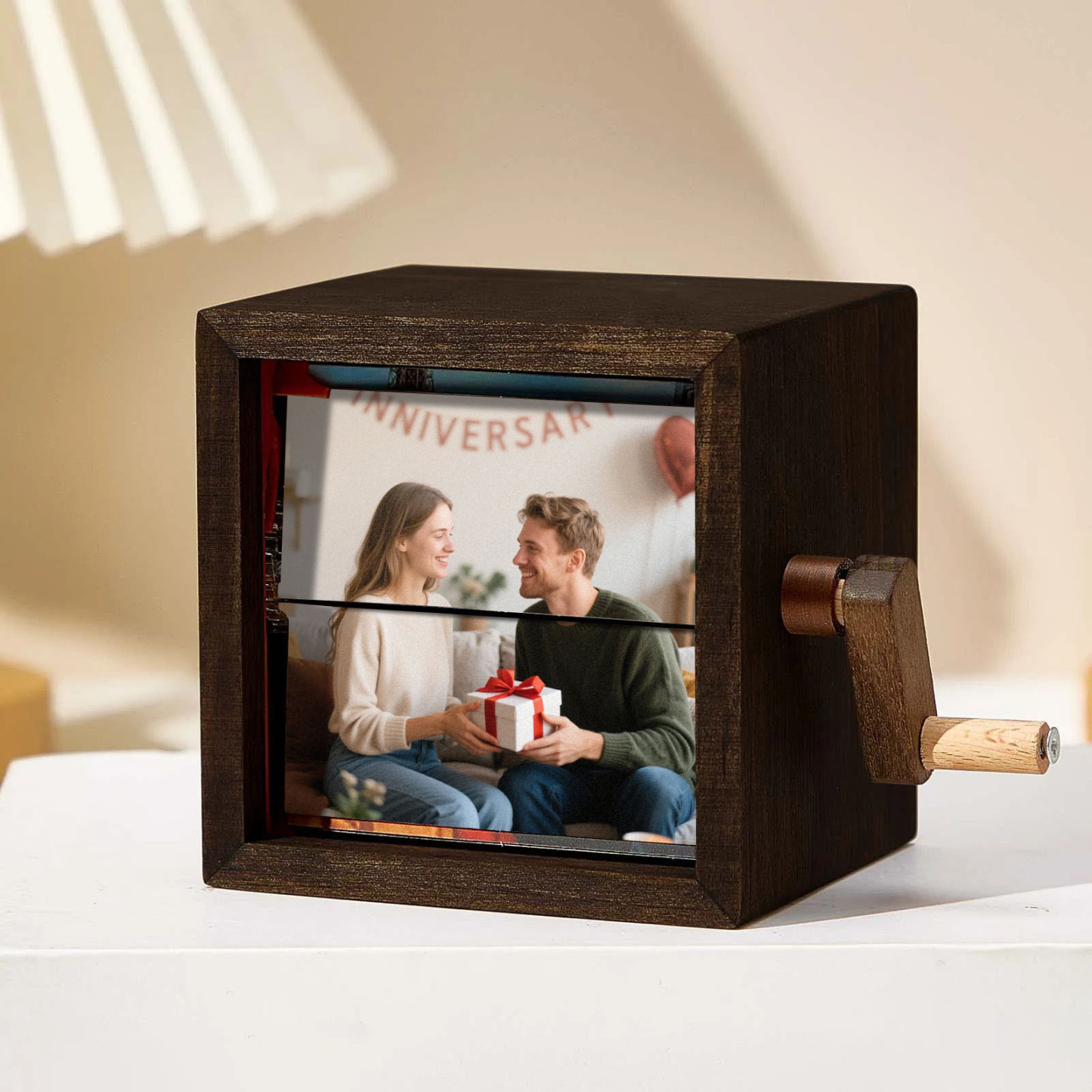 Hand-crank Animation Machine Custom Photo Flipbook Box Home Decoration