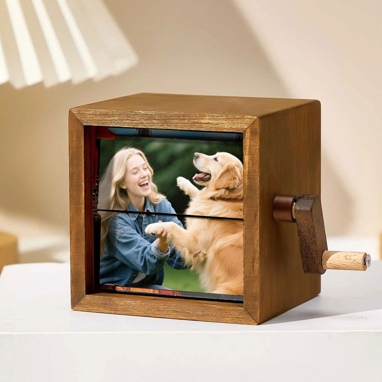 Custom Hand-crank Animation Machine Photo Flipbook Box Interesting Gifts for Pet Lovers